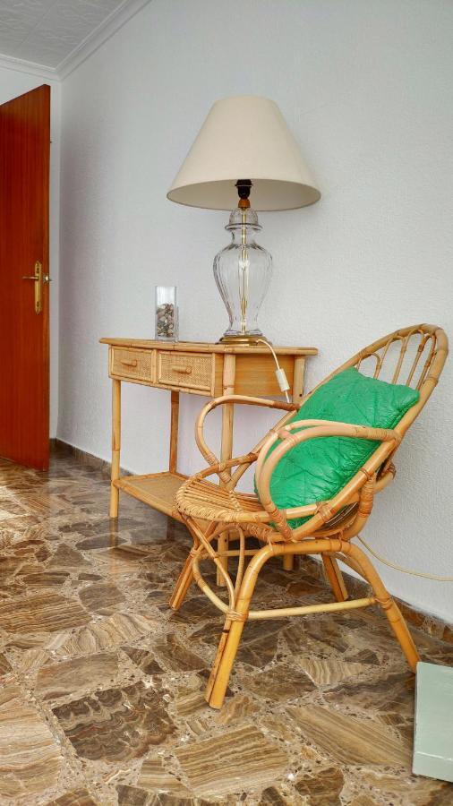 Perfect Apartment Near The Beach Аликанте Экстерьер фото